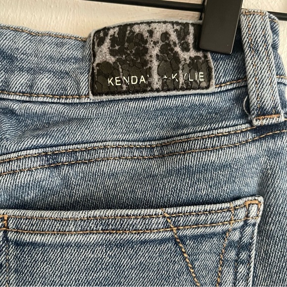 Kendall + Kylie distressed the ultra babe skinny jeans size 1/25 - Picture 6 of 13